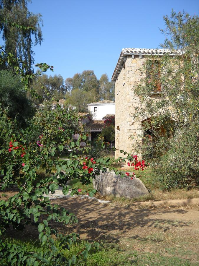 Principessa De Navarra Santa Maria Navarrese Kültér fotó